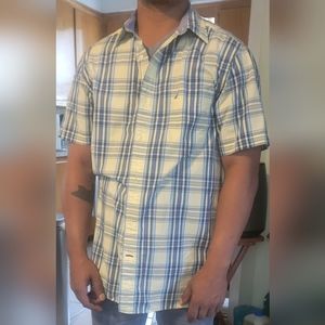 Mens medium size Nautica short sleeve shirt in yellow and blues plaid